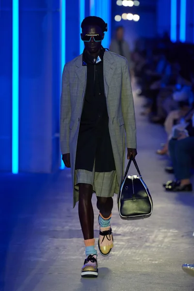 Look 36